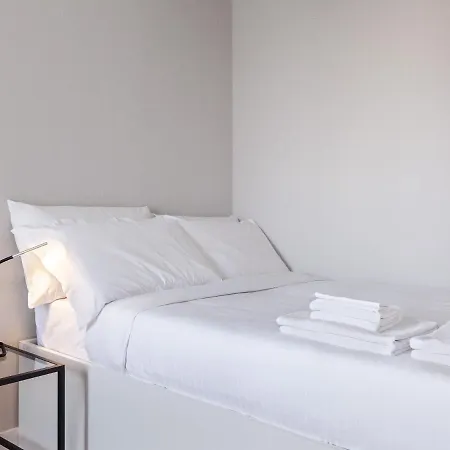 Easyhomes-city Centre Apartment Milan